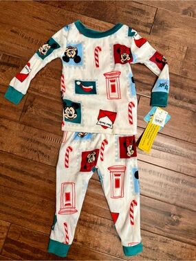 Disney White & Teal Mickey Holiday Pajama Set